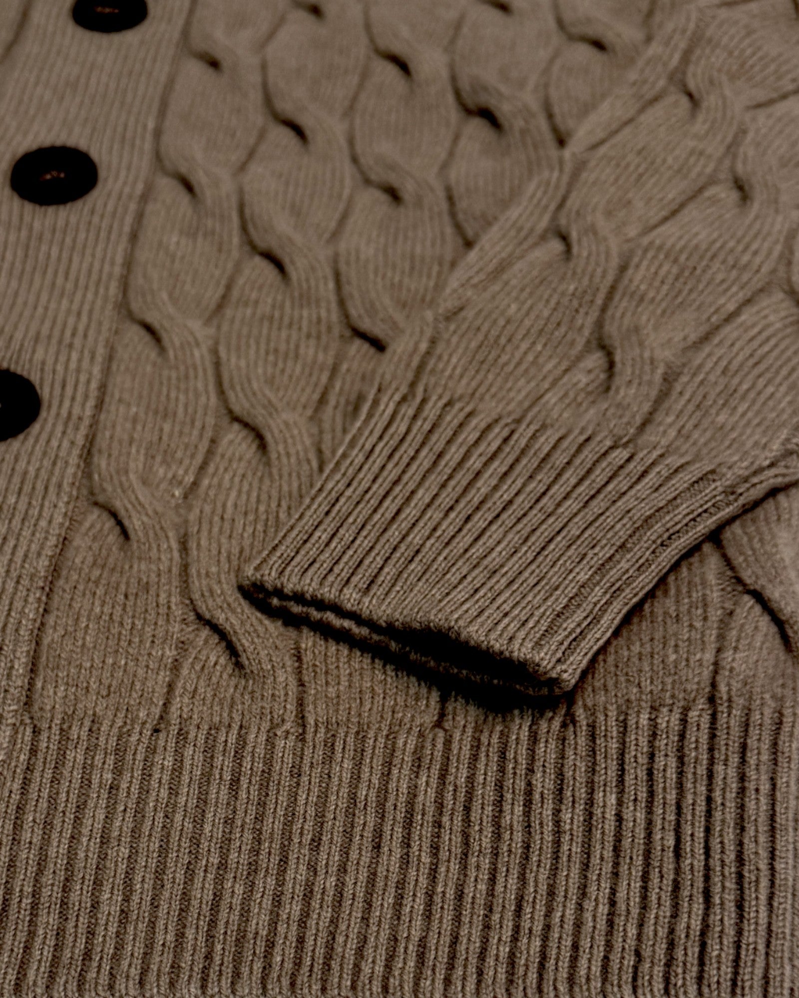 Cable Knit Buttoned Cardigan