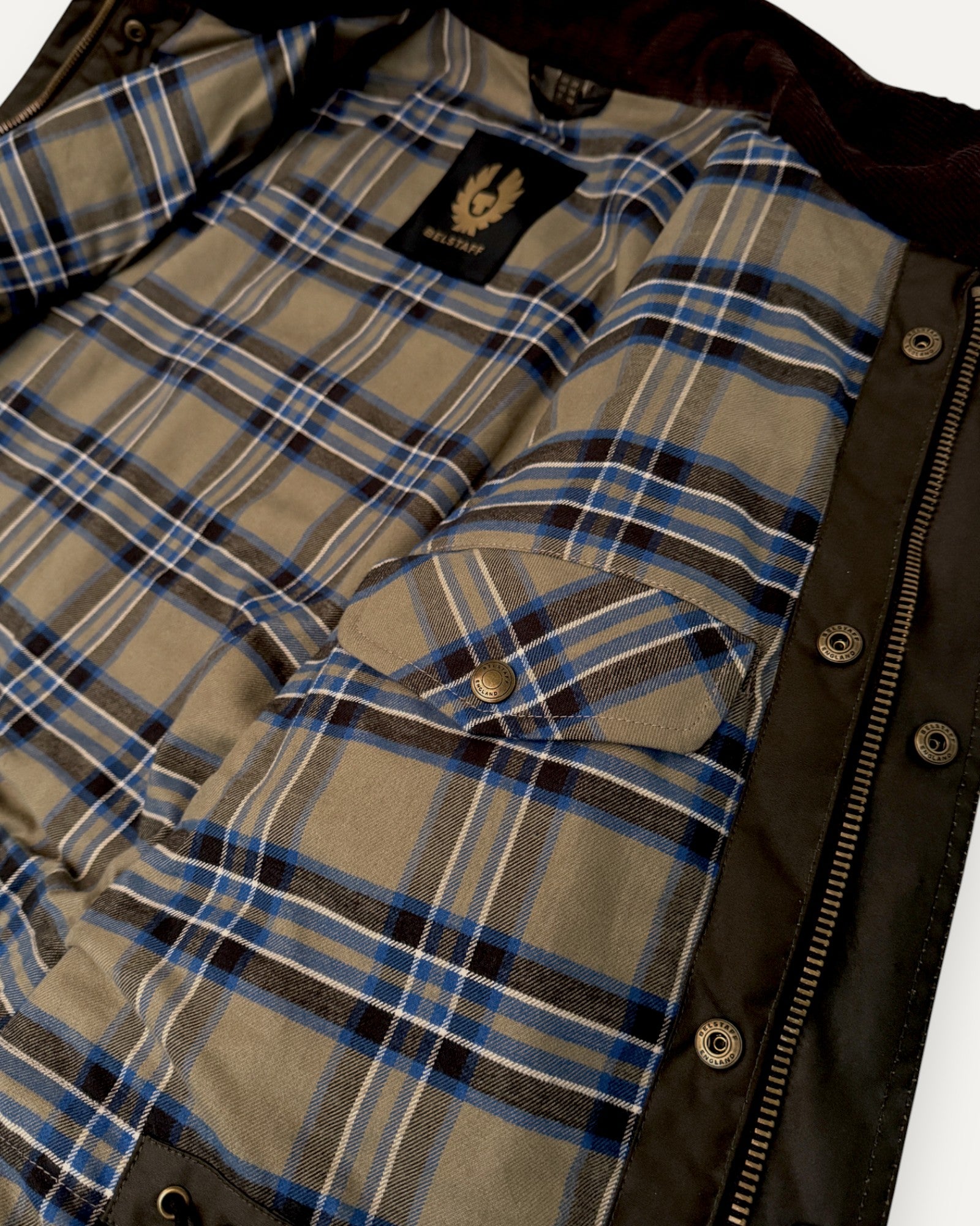 Fieldmaster Waxed Jacket in Faded Olive