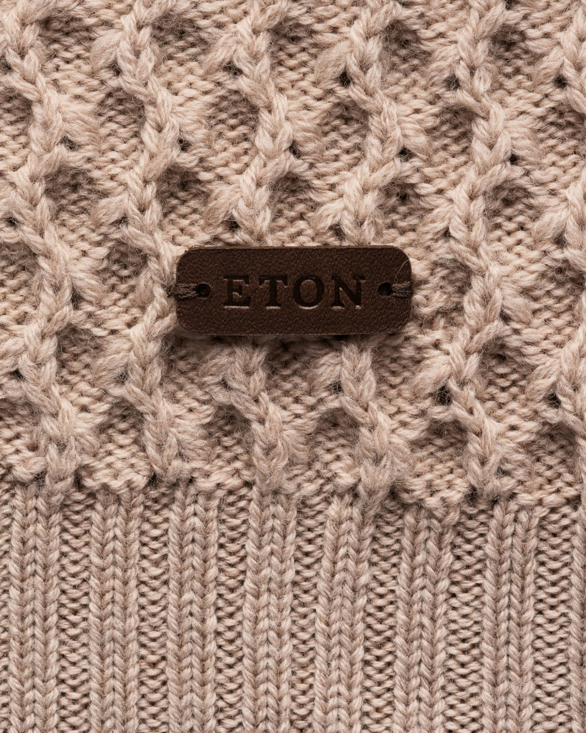 Merino Heavy Structure Turtle Neck Jumper Beige